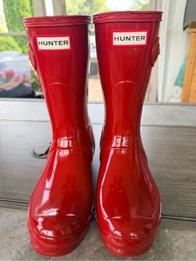 ❤️ Hunter Original Short Rain Boots – Size 7 – Worn Once! ❤️